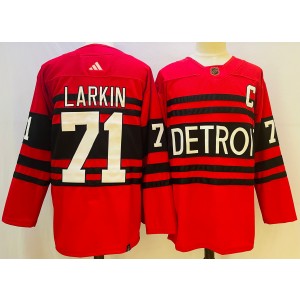 Adidas Detroit Red Wings #71 Dylan Larkin Red 2022-23 Retro Authentic Stitched NHL jersey