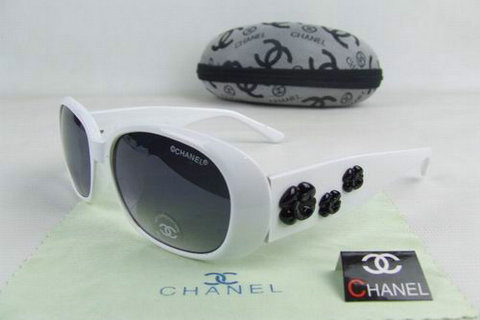 CHANEL Sunglasses 09