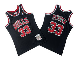 Chicago Bulls #33 Scottie Pippen Black 1997-98 Hardwood Classic Authentic Stitched NBA Jersey