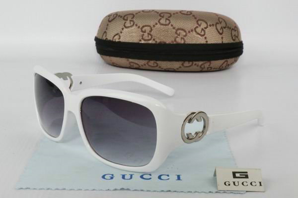 GUCCI Sunglasses 88