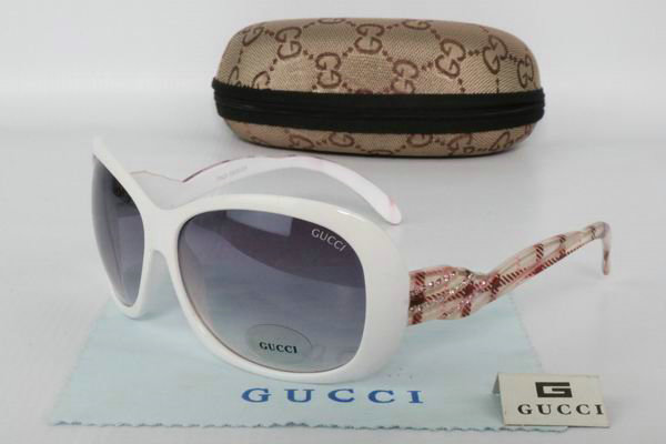 GUCCI Sunglasses 93