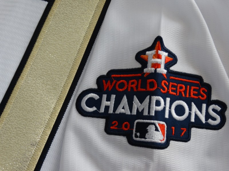 Houston Astros White Gold 2017 Champions Authentic Stitched MLB Jersey