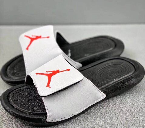 Jordan Slippers Size 40-45 19.4.9