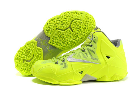 LeBron James 11(XI) Authentic basketball shoes Size 40~46 16.0943