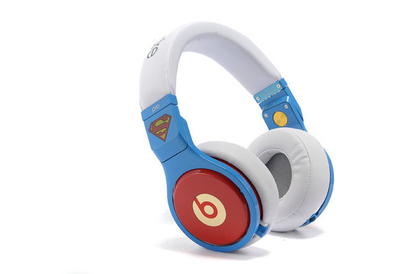 Monster beats by dr dre pro superman white